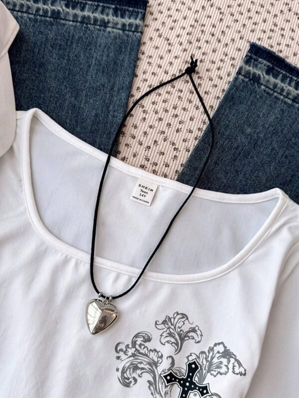 Glowzi Teen Girls Casual Retro Y2K Off Shoulder Boat Neck White Printed Snug Fit T-Shirt